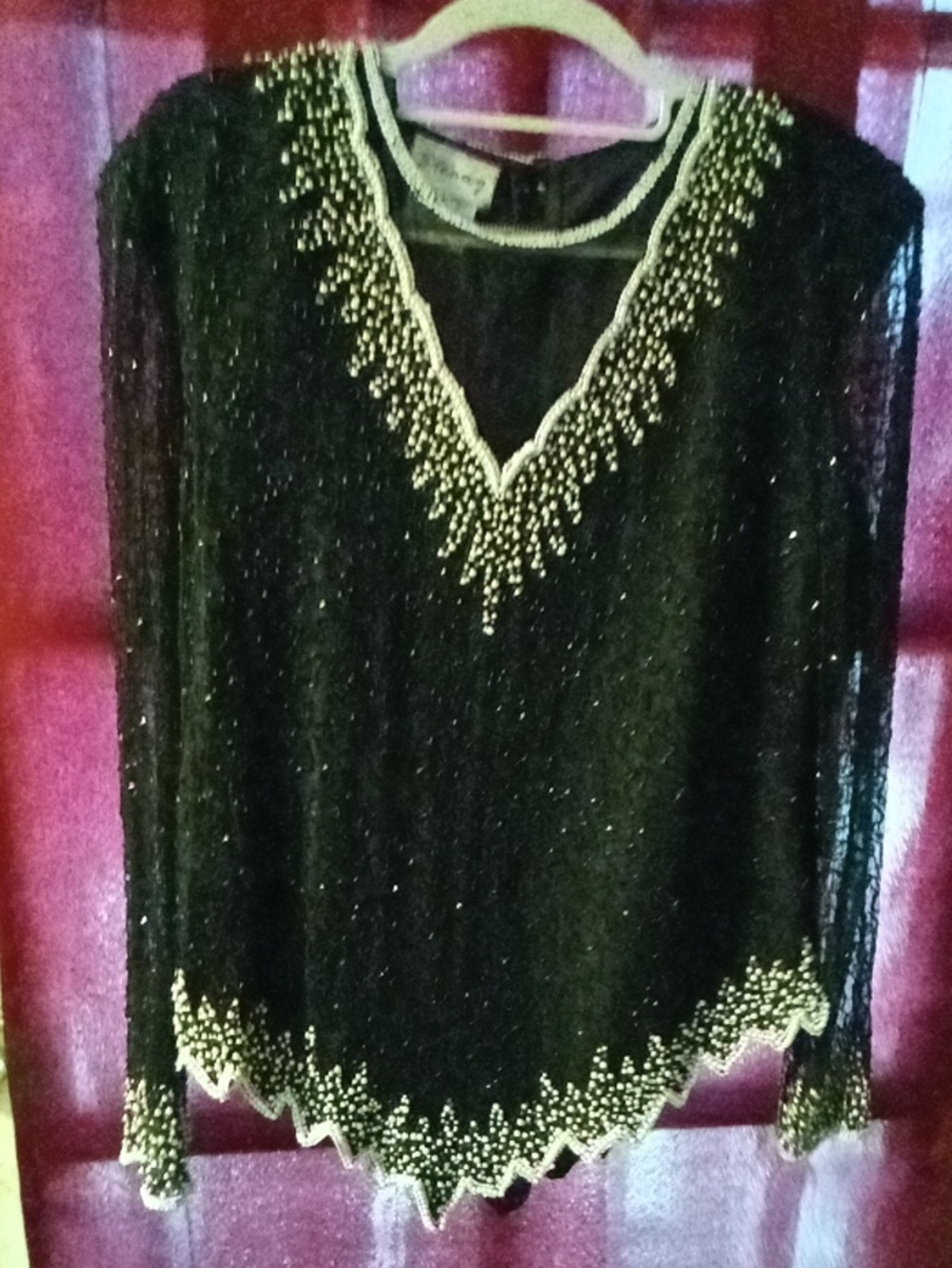 Women's STENAY Beautifully Beaded Attractive Flowy Dressy Top